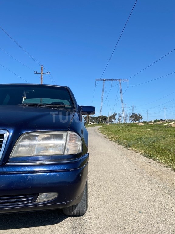 Mercedes C 180