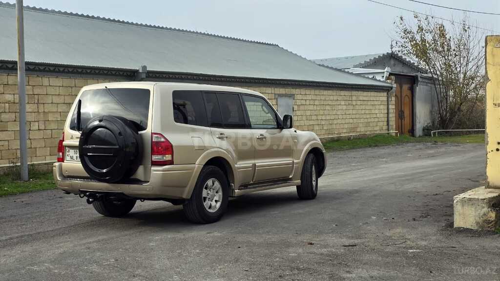 Mitsubishi Pajero