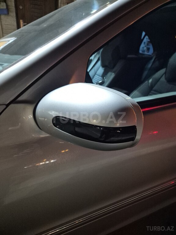 Mercedes C 200