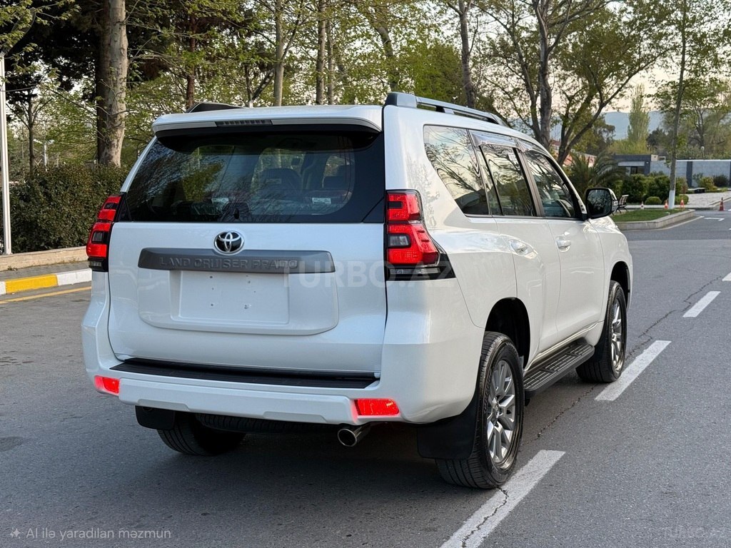 Toyota Land Cruiser Prado