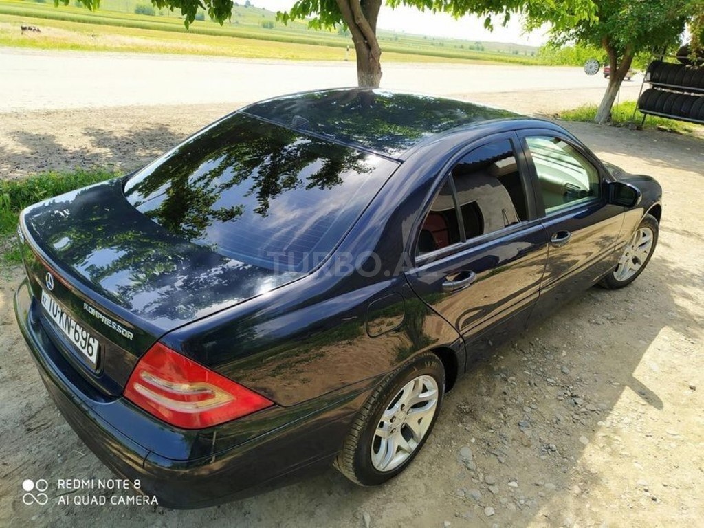 Mercedes C 200