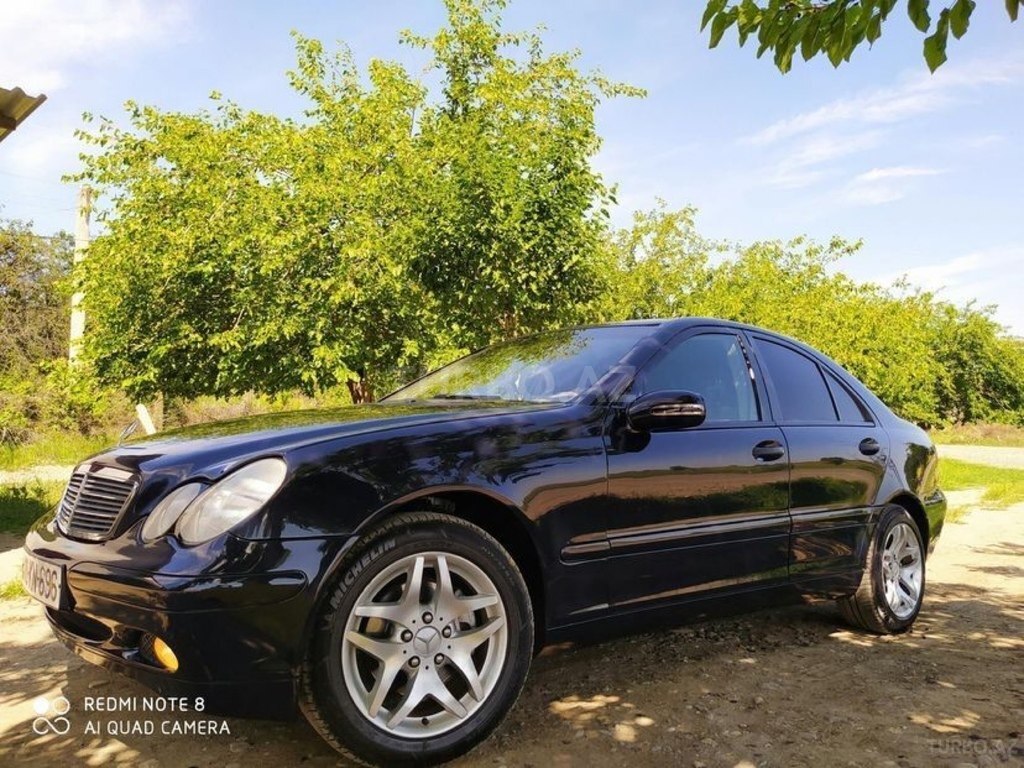 Mercedes C 200