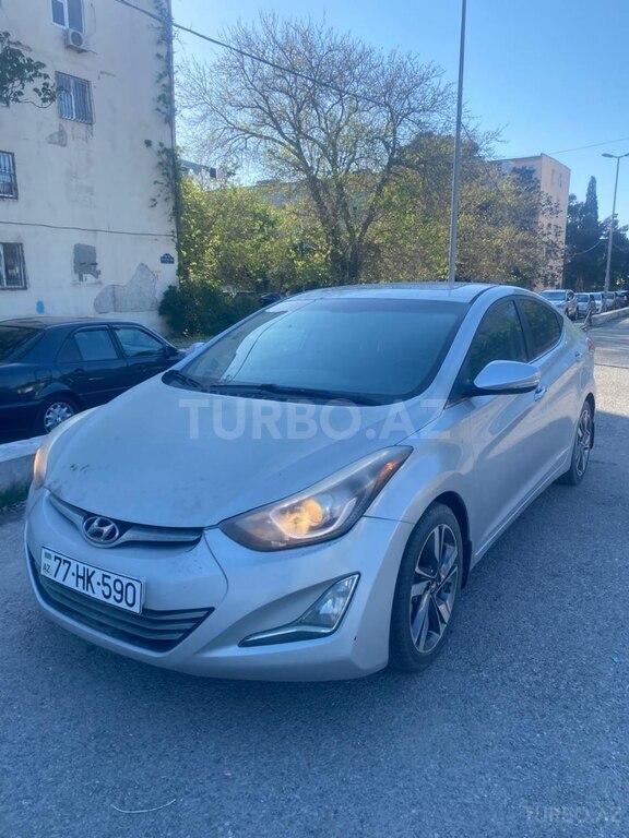 Hyundai Elantra
