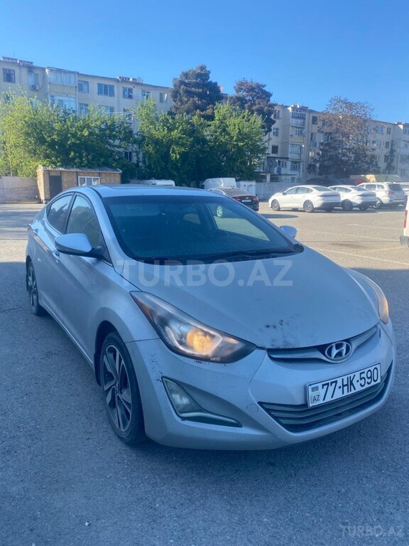Hyundai Elantra