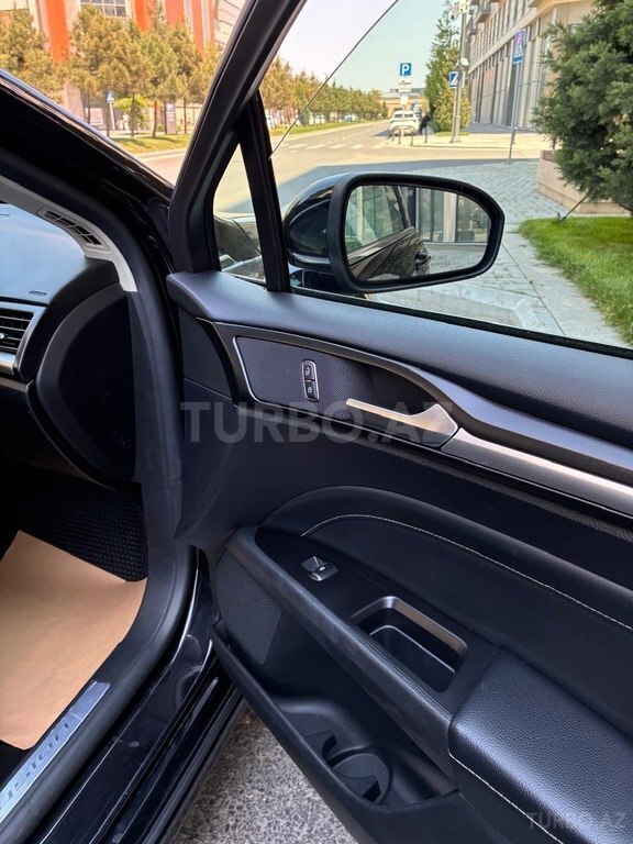Ford Fusion (North America)