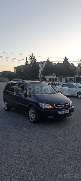 Opel Zafira