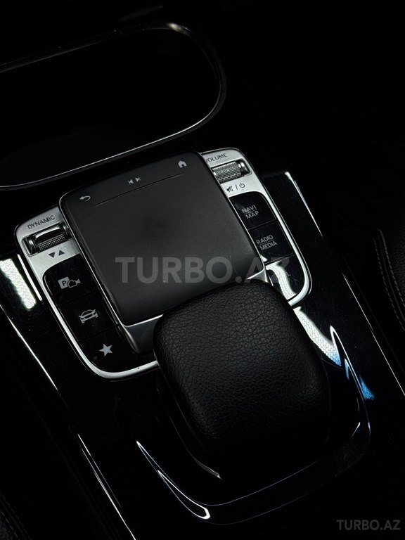 Mercedes CLA 200