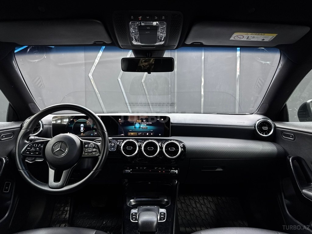Mercedes CLA 200