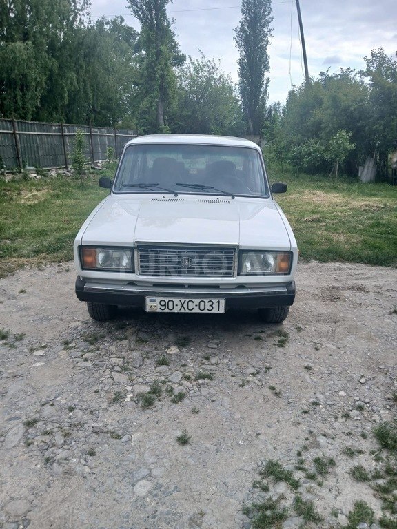 LADA (VAZ) 2107