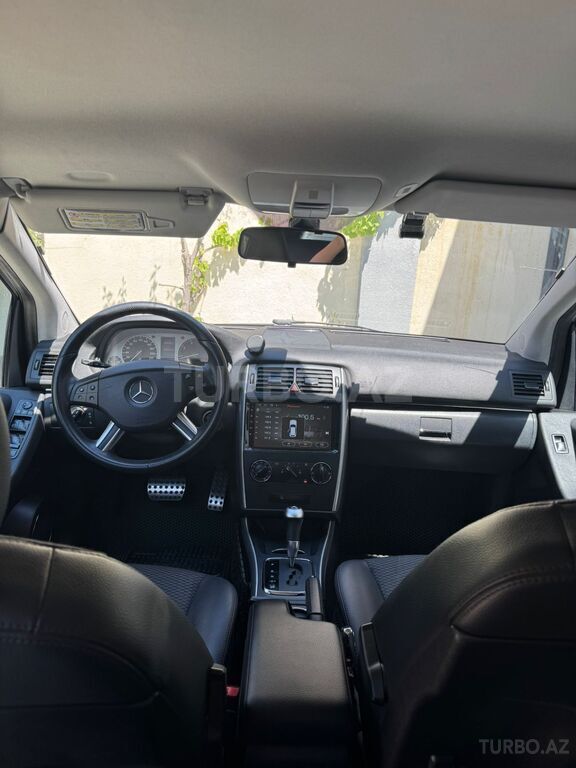 Mercedes B 170
