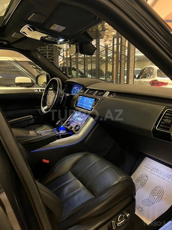 Land Rover RR Sport
