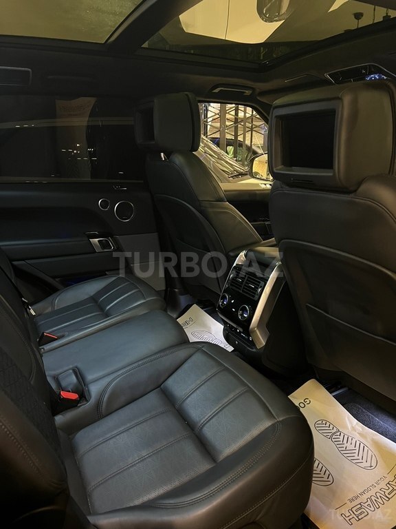 Land Rover RR Sport