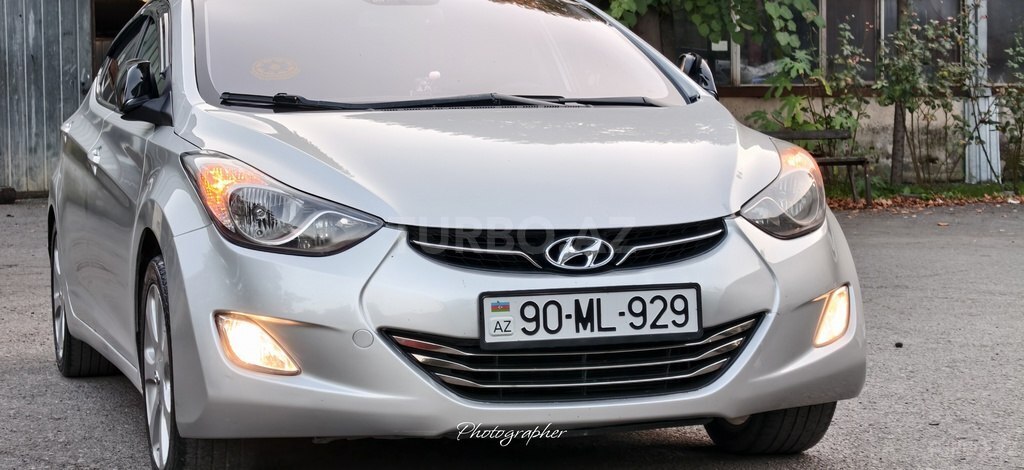 Hyundai Elantra