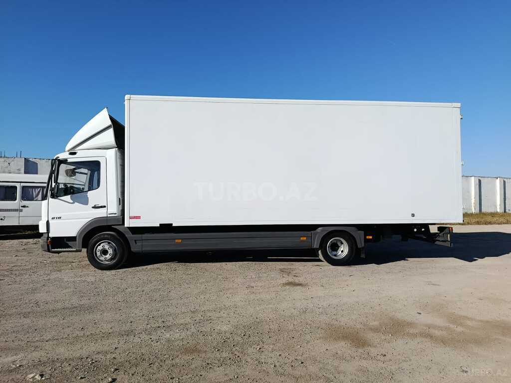 Mercedes Atego 818