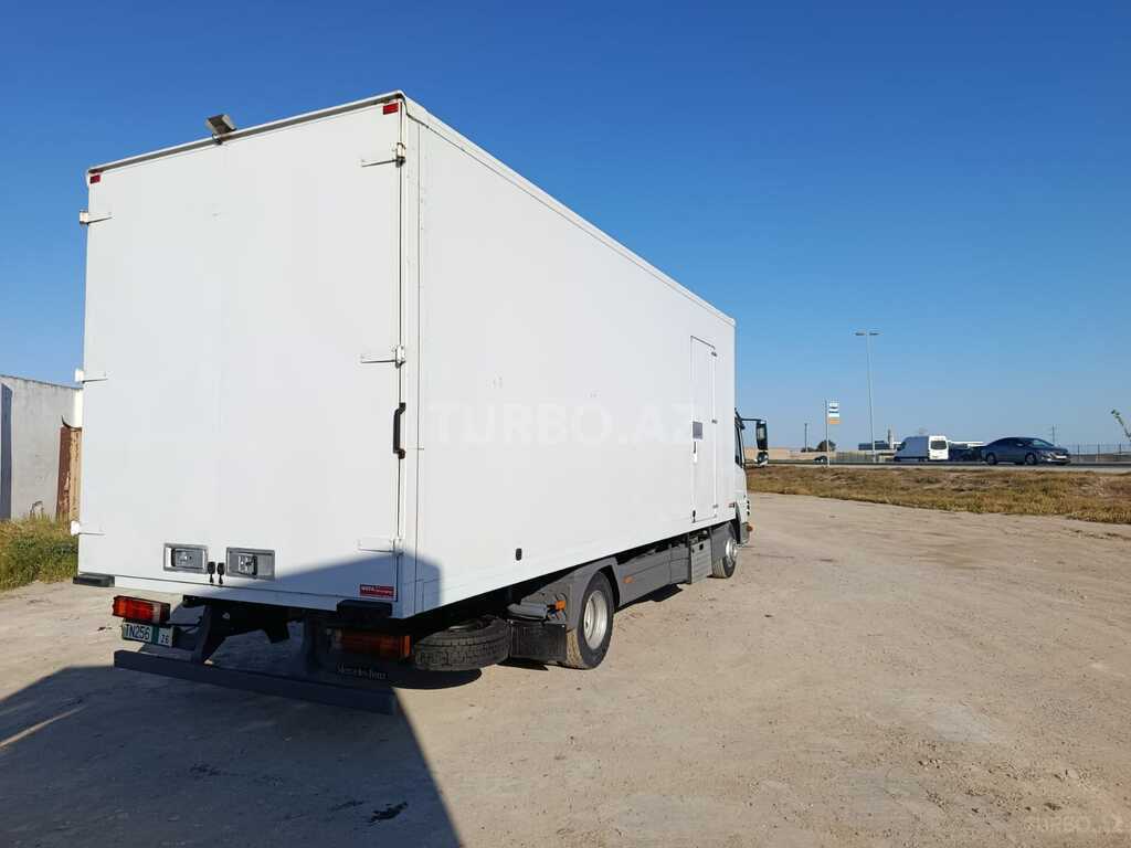 Mercedes Atego 818