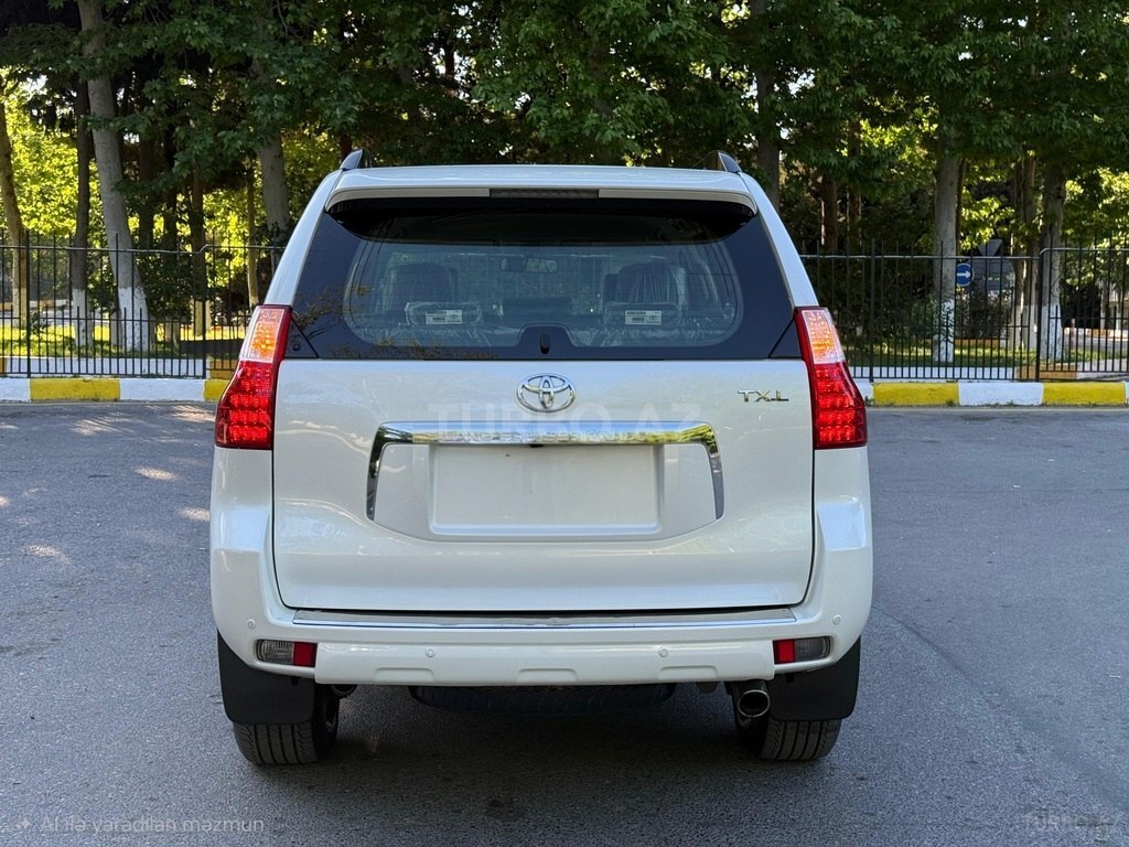 Toyota Land Cruiser Prado