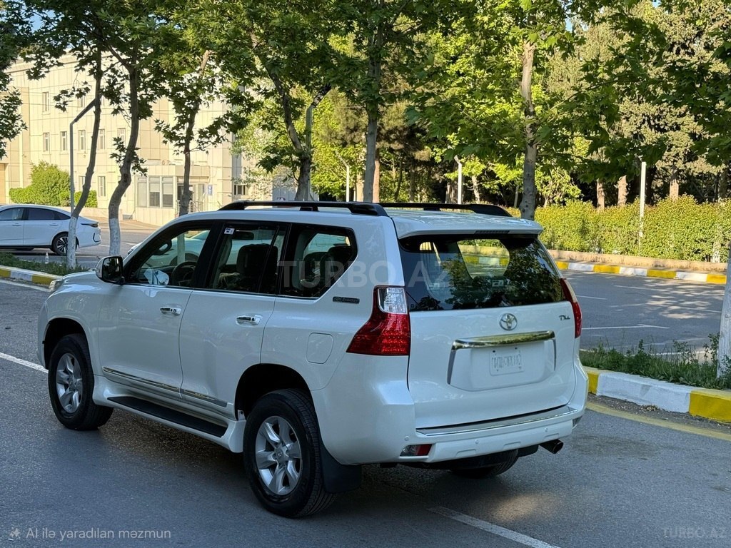 Toyota Land Cruiser Prado