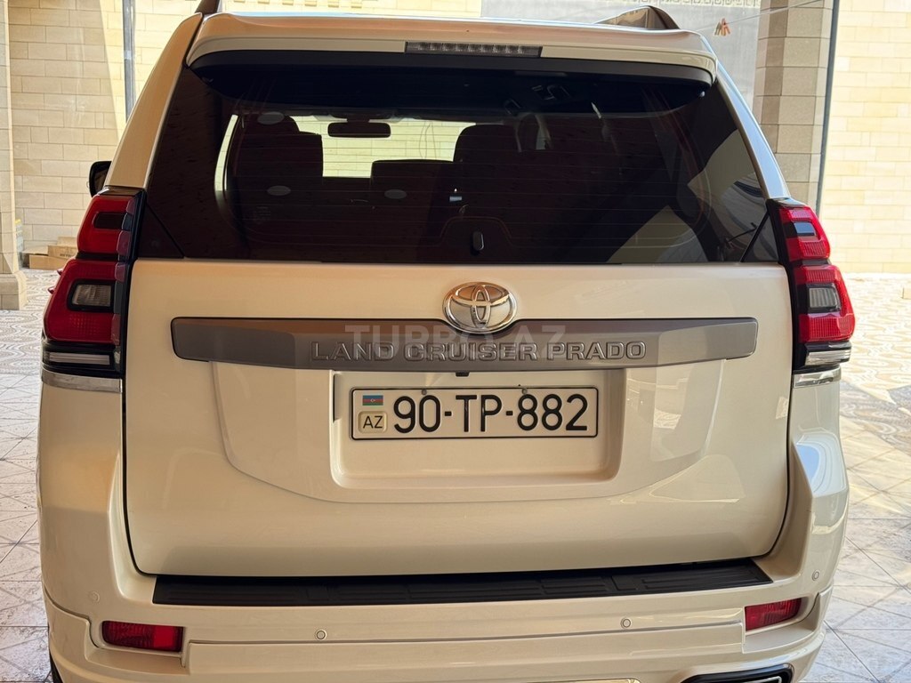 Toyota Land Cruiser Prado