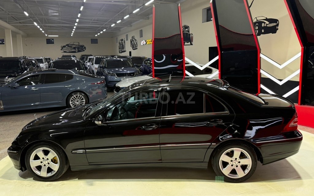 Mercedes C 240