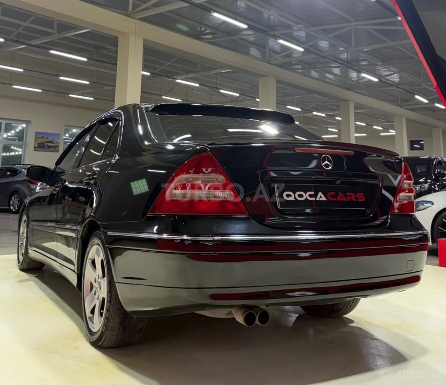 Mercedes C 240