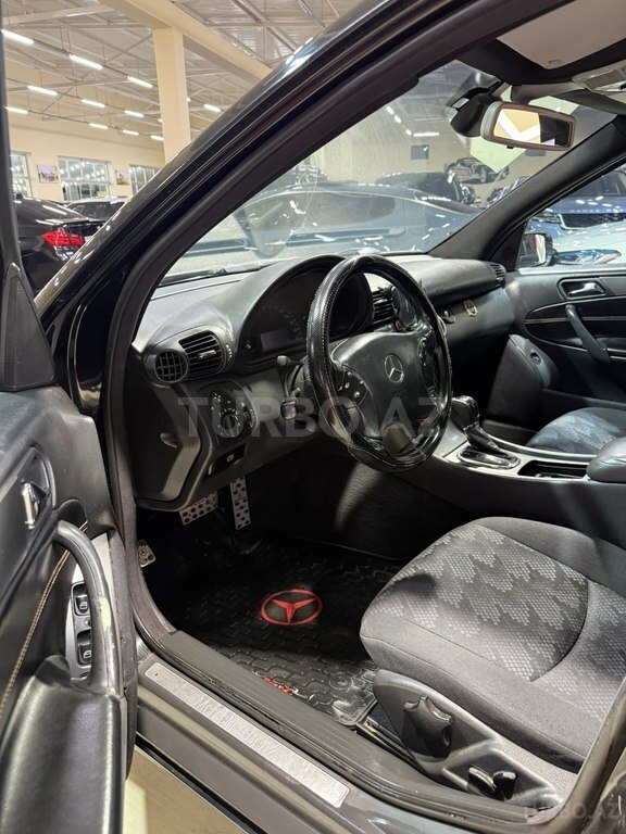 Mercedes C 240