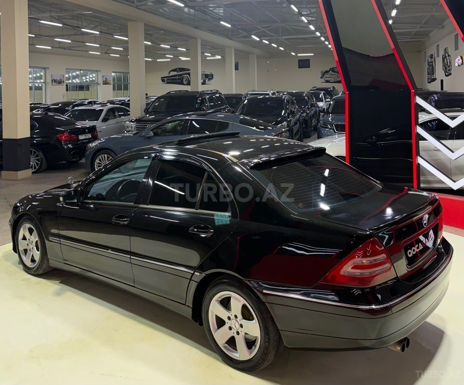 Mercedes C 240