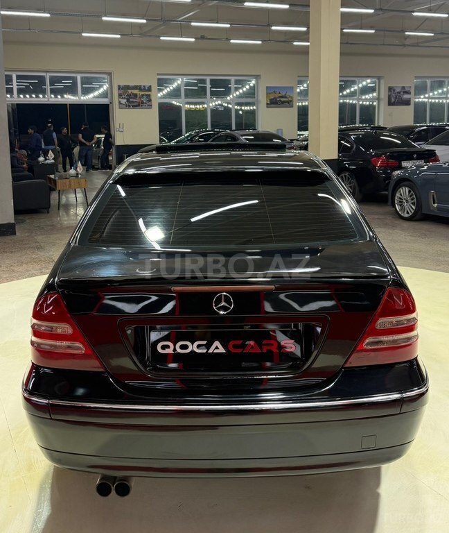 Mercedes C 240