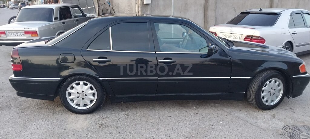 Mercedes C 230