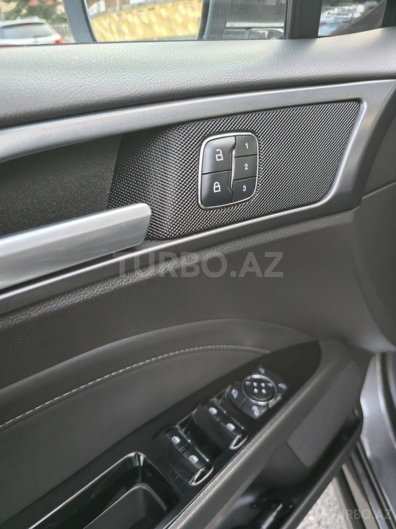 Ford Fusion (North America)