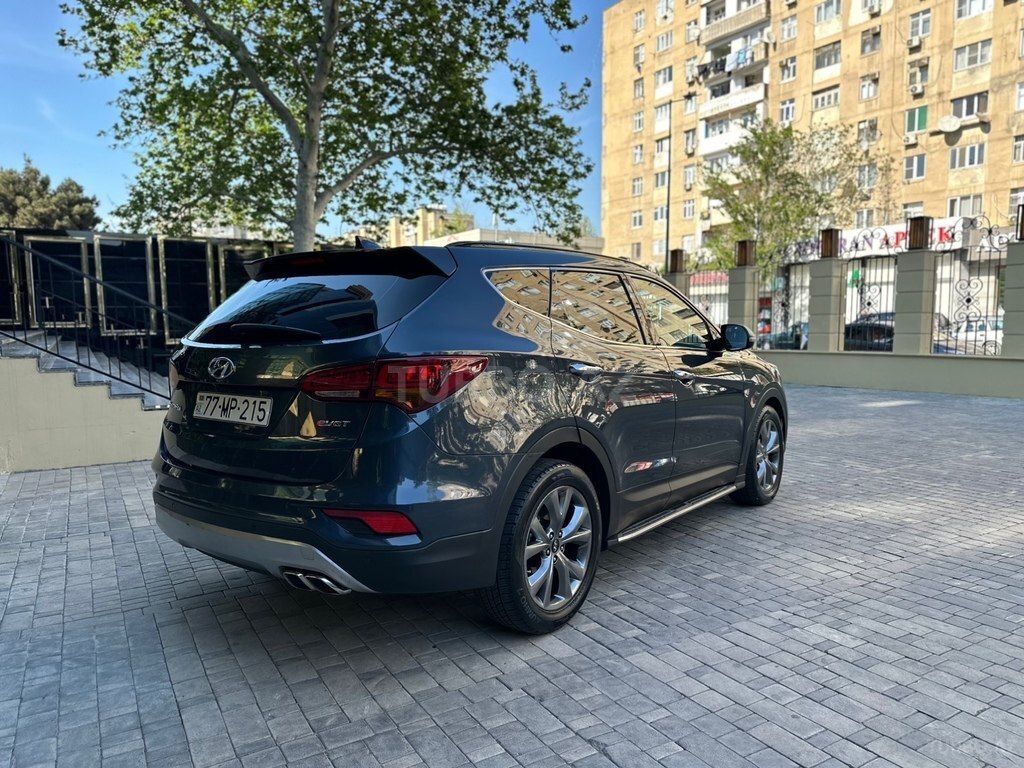 Hyundai Santa Fe