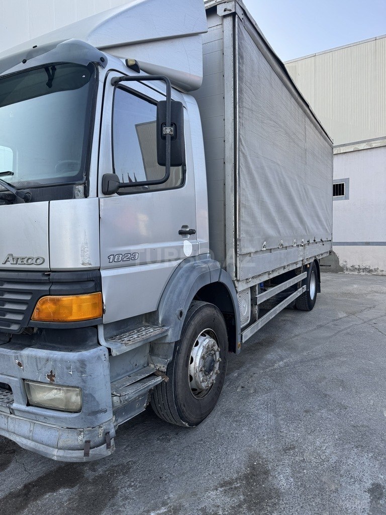 Mercedes Atego 1823