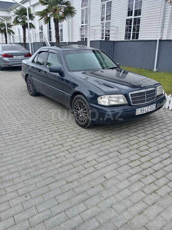 Mercedes C 180