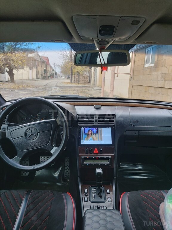 Mercedes C 240