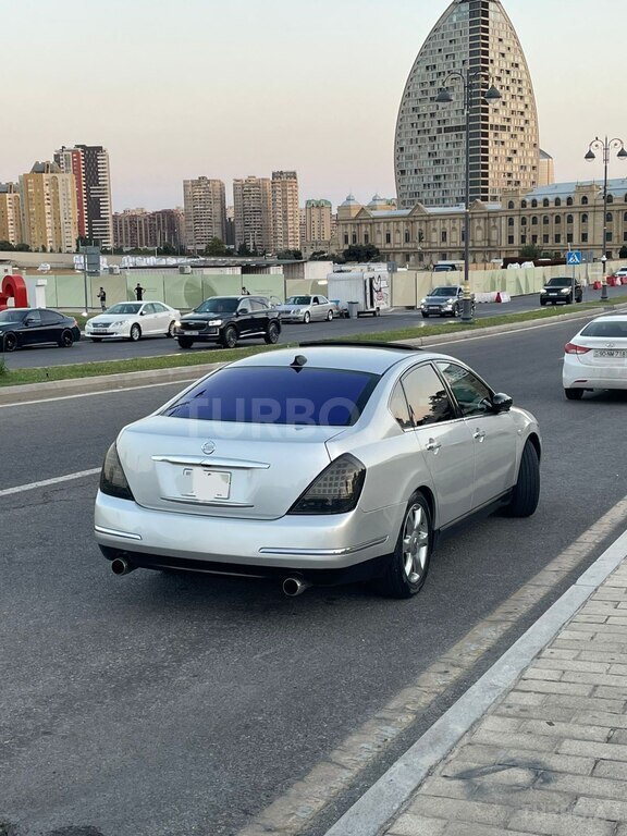 Nissan Teana