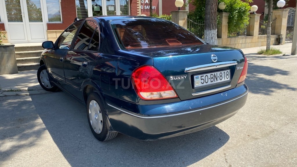 Nissan Sunny