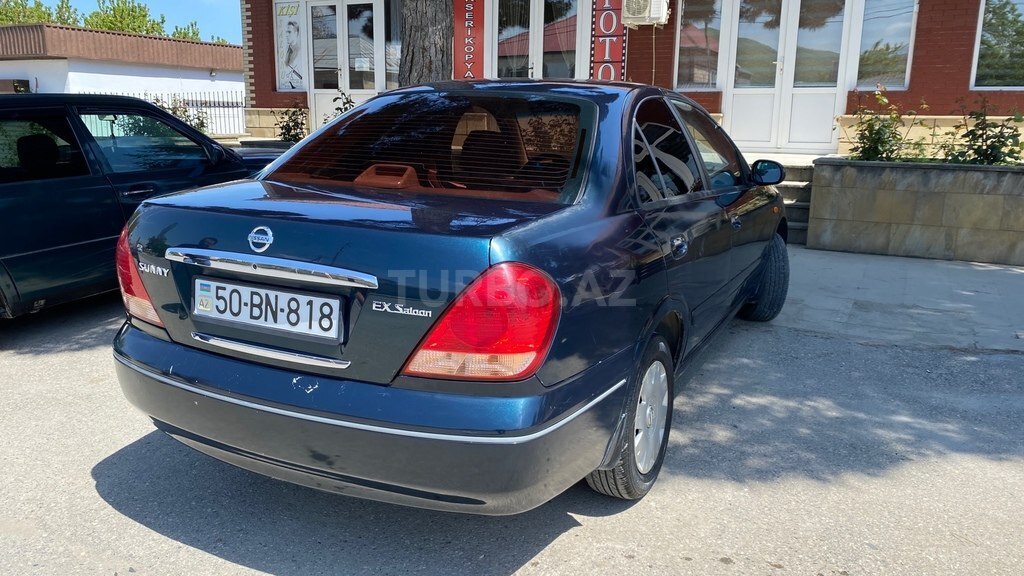 Nissan Sunny