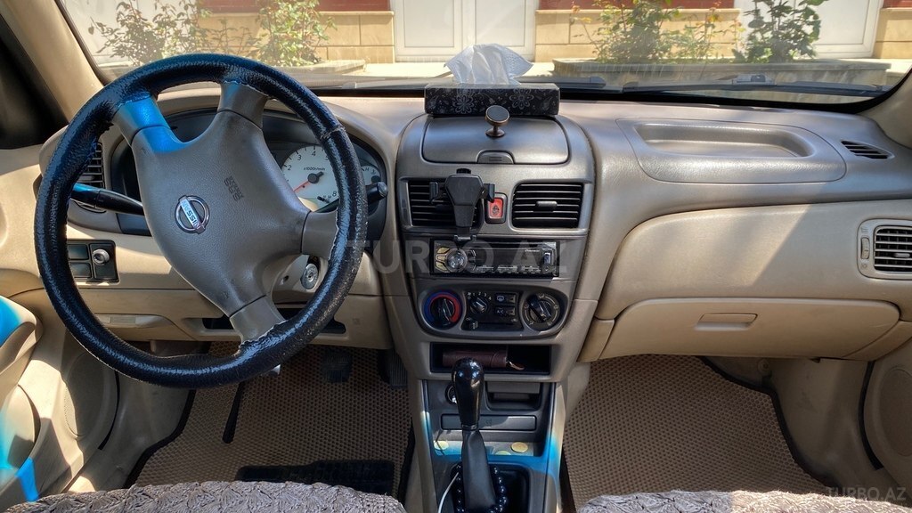 Nissan Sunny