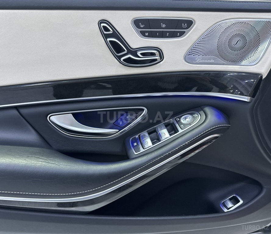 Mercedes S 500