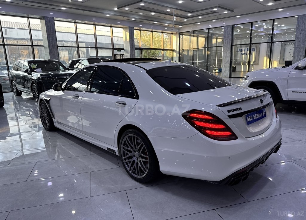 Mercedes S 500