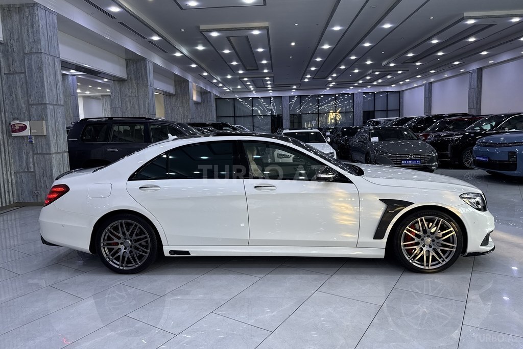 Mercedes S 500