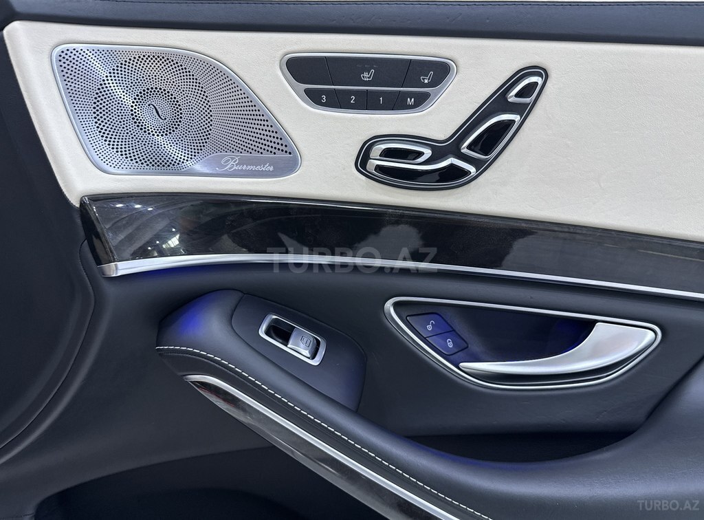 Mercedes S 500