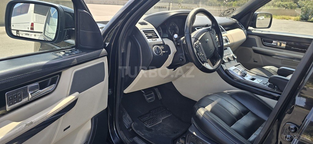 Land Rover RR Sport