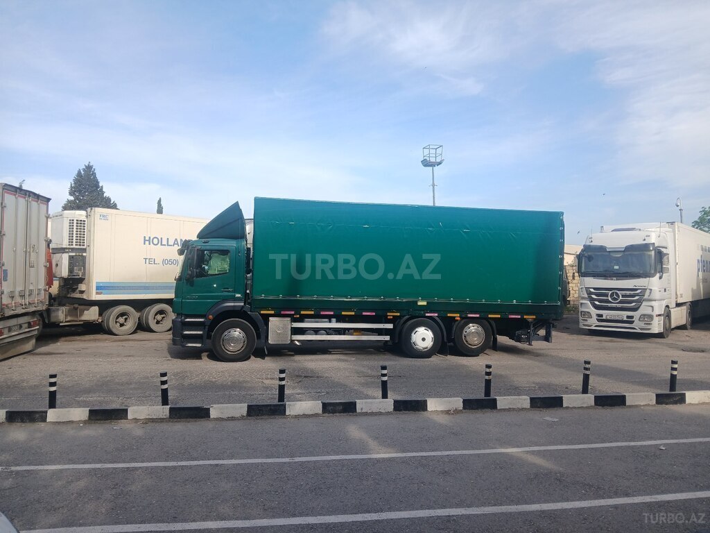 Mercedes Axor 2533