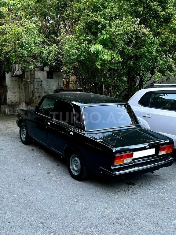 LADA (VAZ) 2107