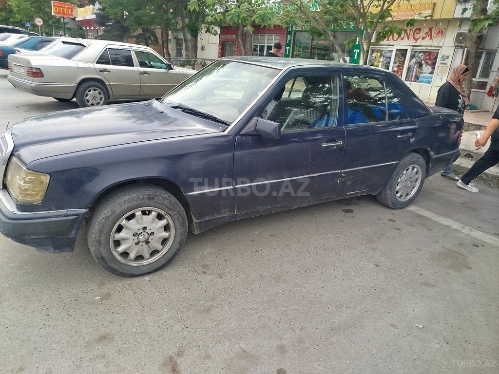 Mercedes 250 D