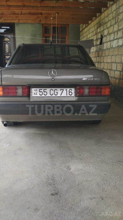 Mercedes 190