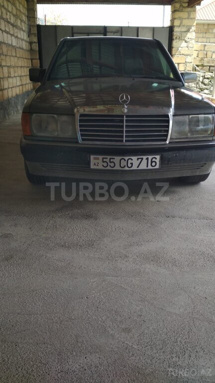 Mercedes 190