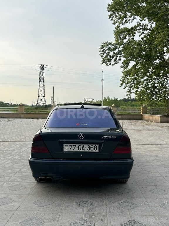 Mercedes C 180