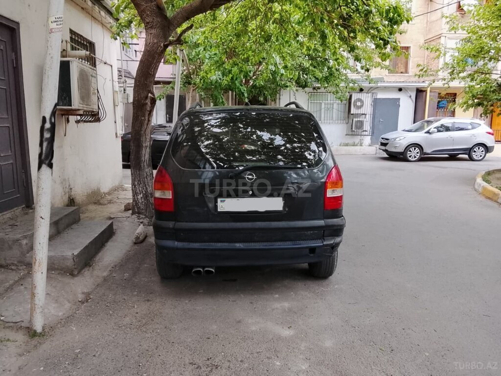 Opel Zafira