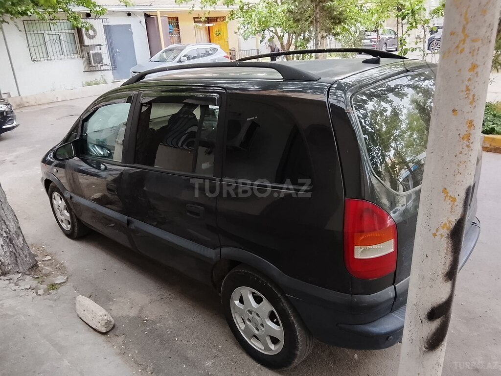 Opel Zafira